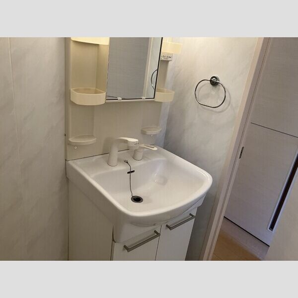 ソレイユⅠ 洗髪洗面化粧台