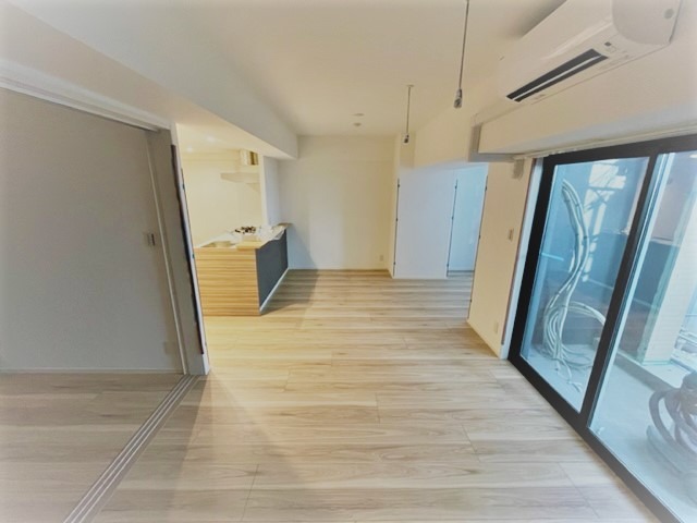 PARK SIDE VILLA3階 リビング