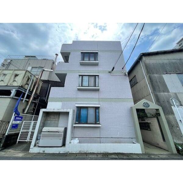 ロイヤルエモンド松戸 外観