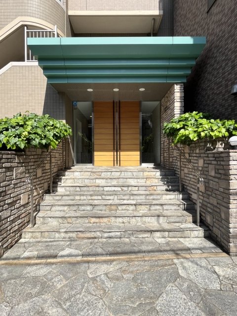 ナビウス新中野 エントランス