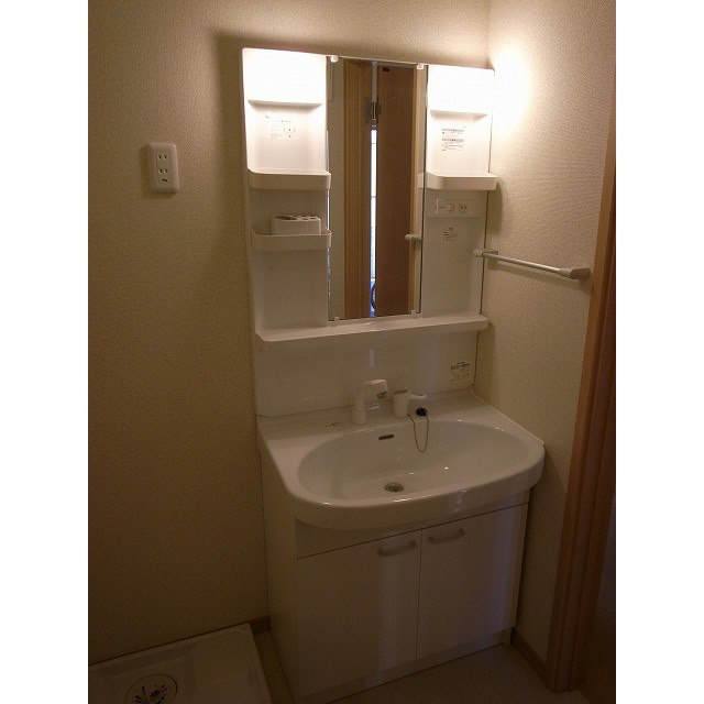 アスピリア トレゾール102号室 内観