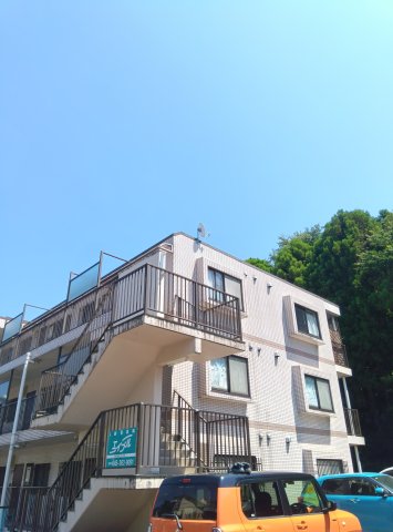 クレアールスギモト301号室 外観