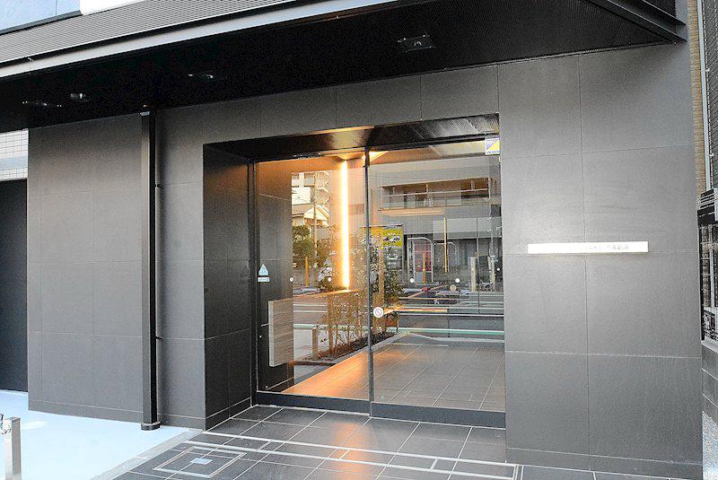 ステージファースト千葉駅南 エントランス