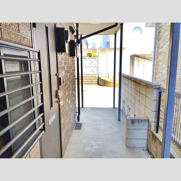 Flat*S101号室 共用廊下