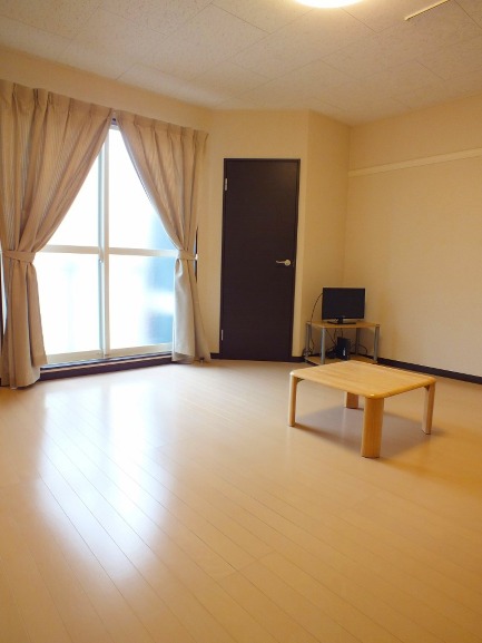 レオネクストデルフィⅡ リビング