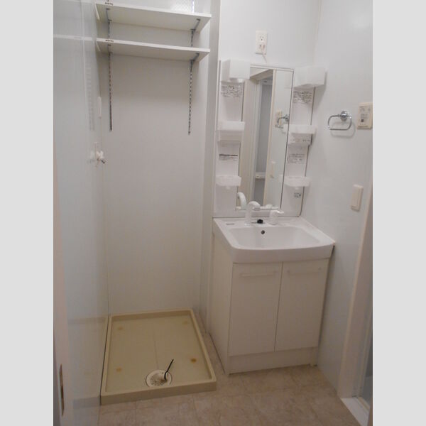 アルバ・グラート　B102号室 洗面室