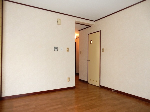 エッソール福生203号室 リビング