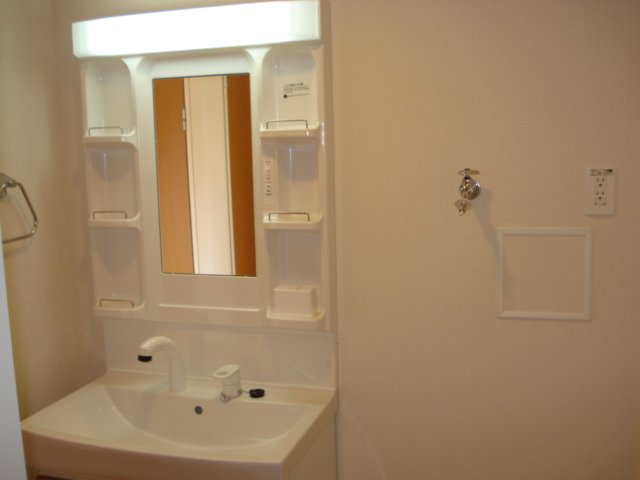 ハッピートモロー203号室 洗髪洗面化粧台