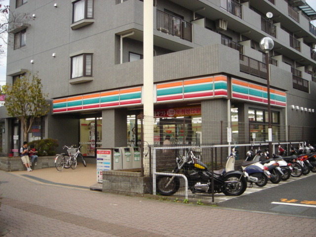 プレザンス セブンイレブンまで240ｍ