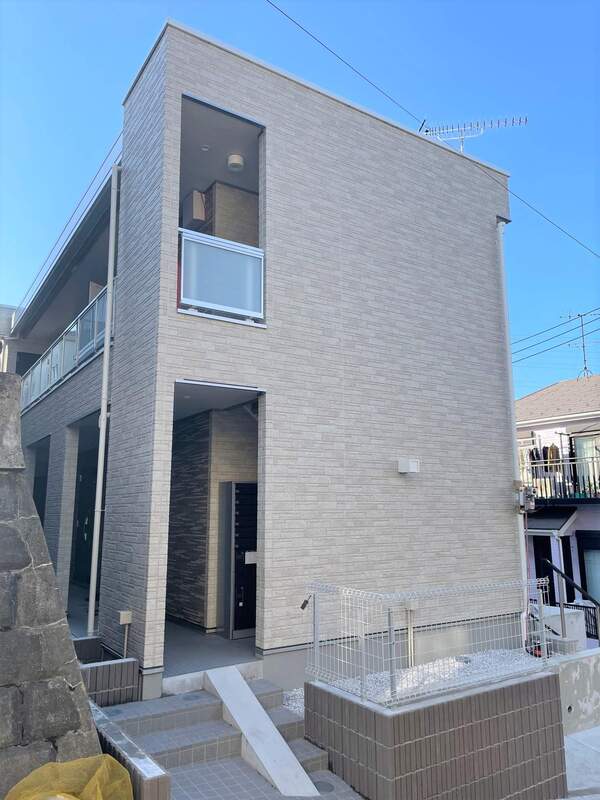 リブリ・Toyster Yokohama 外観