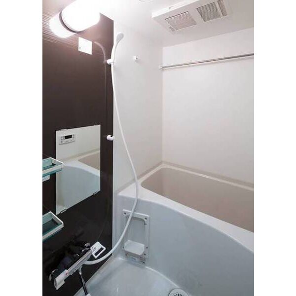 スリースターレジデンス学芸大学002B号室 お風呂