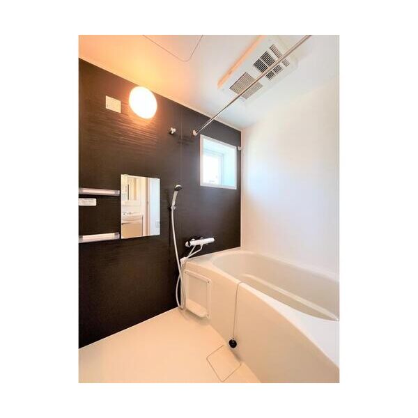 レジス飛鳥山公園402号室 お風呂