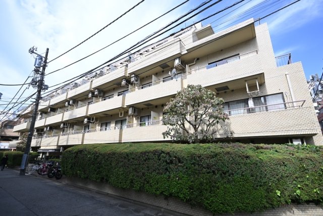 ライオンズマンション千駄ヶ谷第二の外観画像