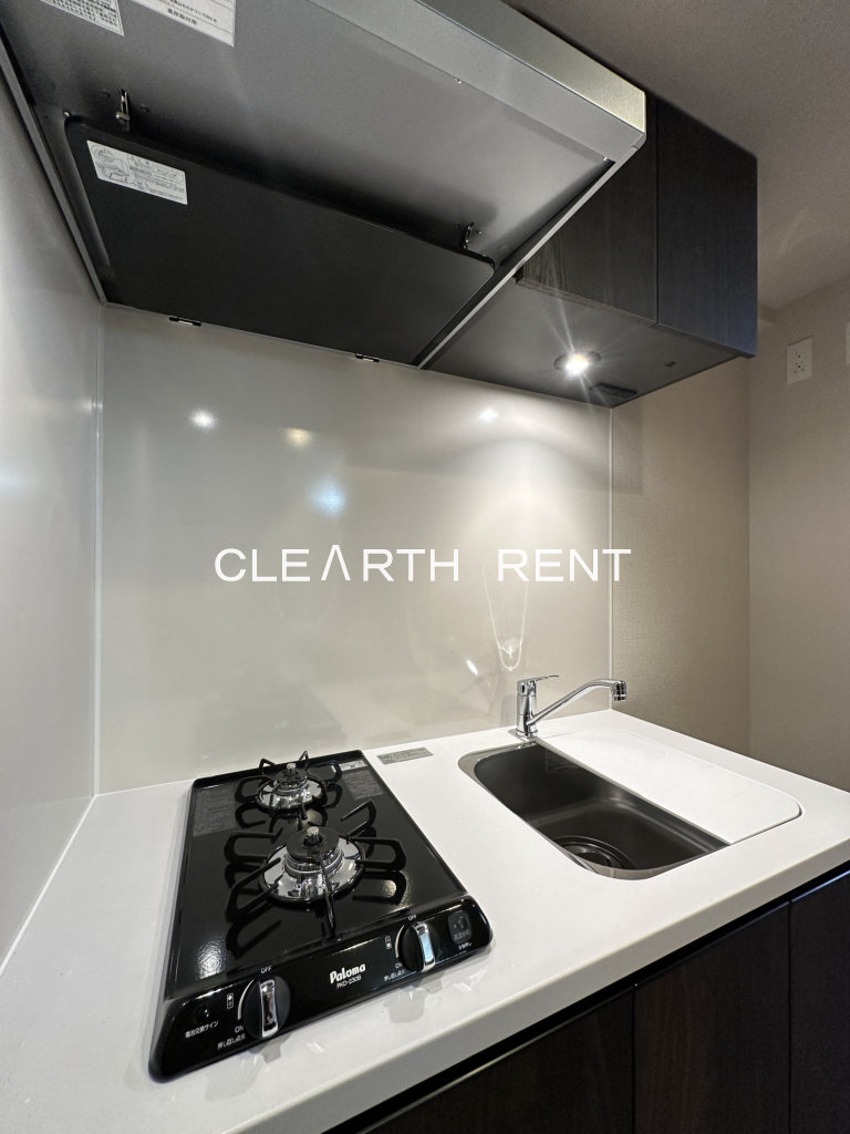 コンシェリア横濱 ＜ＳＨＩＮＫＯＹＡＳＵ＞10階 ２口ガスコンロのシステムキッチン