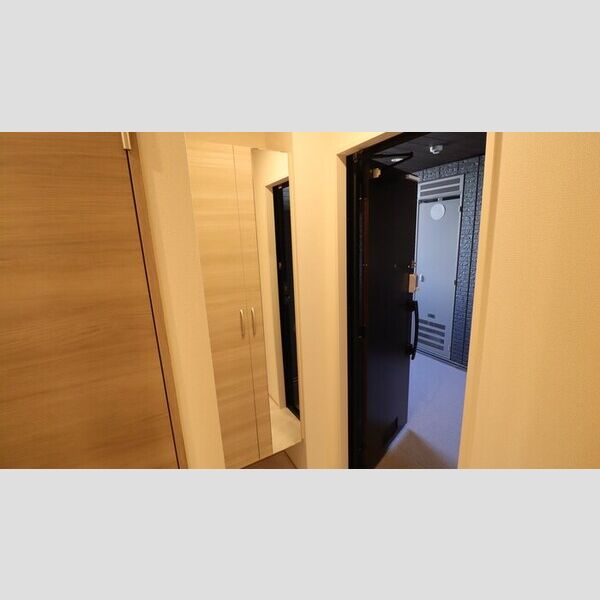 ONARIGOTENーD305号室 玄関