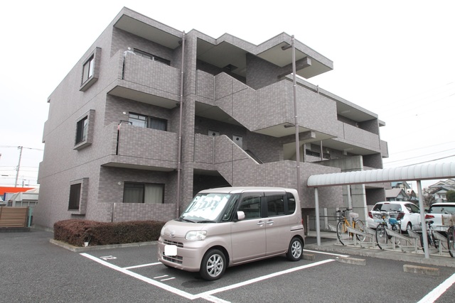 ピエトラ　ルーチェ 外観！