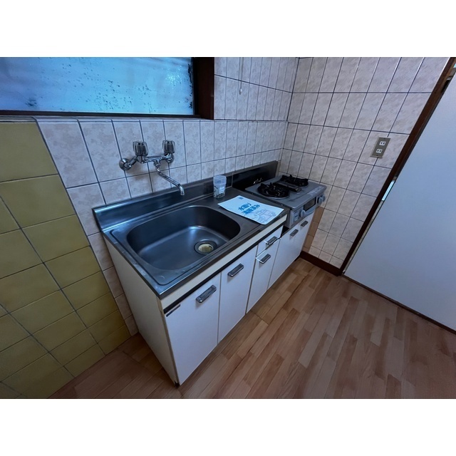 笹原ハイツ1階 内観