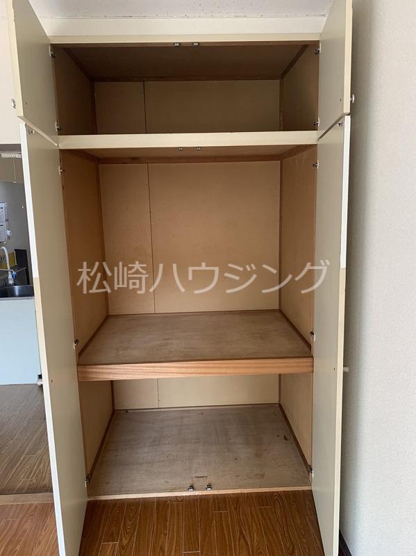 サンハイツ 収納