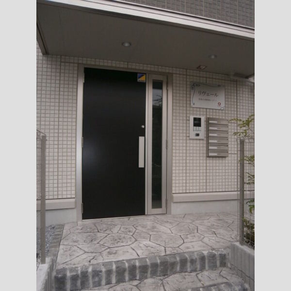 リヴェール エントランス