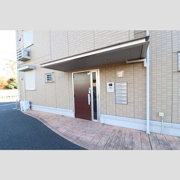 Lien(リアン)201号室 エントランス