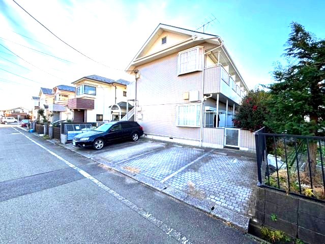 グランドール日野 外観