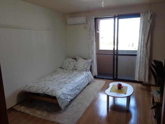 ウィングステラ湘南 洋室