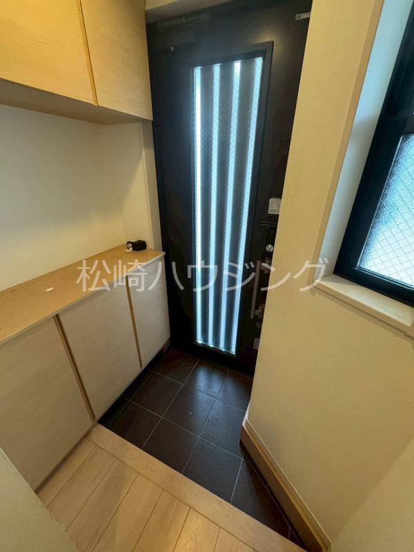 高円寺南5丁目戸建 玄関