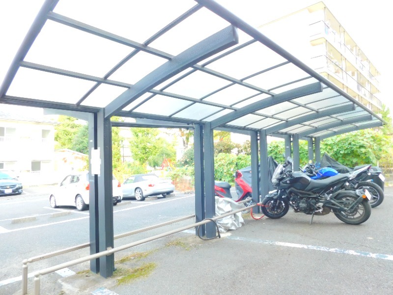 ライフステージ2階 バイク置き場