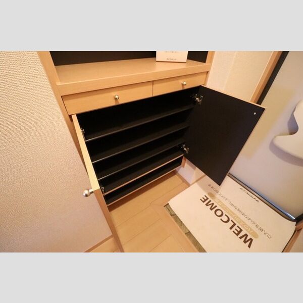 パーシモン303号室 シューズボックス