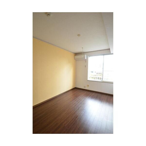 ハビタス調布112号室 リビング