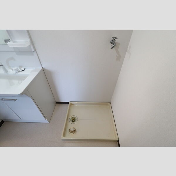 ヴェルドミール202号室 室内洗濯機置き場