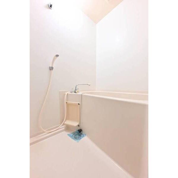 ジュネパレス平塚第030102号室 お風呂