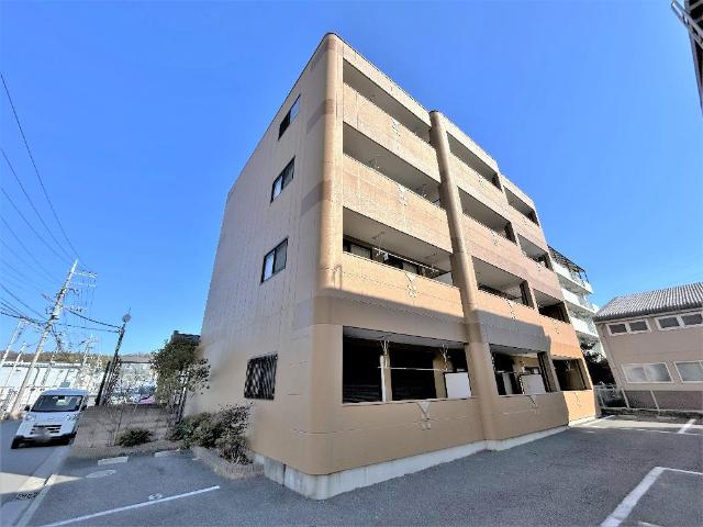 サクラスクェア401号室 外観写真（昼）