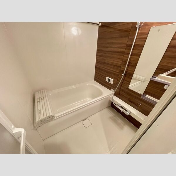 響203号室 同建物別部屋の参考画像