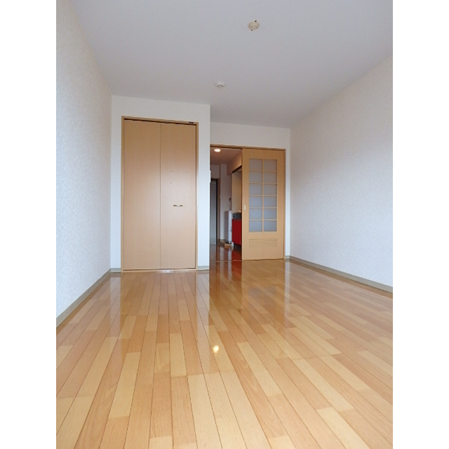 ラベーラ402号室 内観