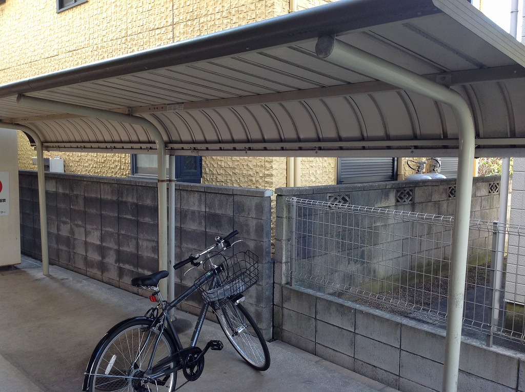 レオパレスエクセル道場北104号室 駐輪場