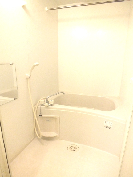 レオパレスフロール バス・トイレ別