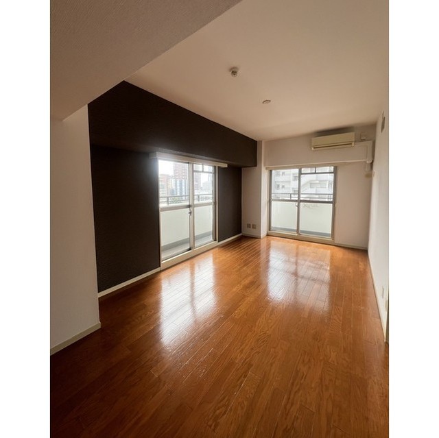 リプレ川口一番街６号棟 LD（2025年9月撮影）