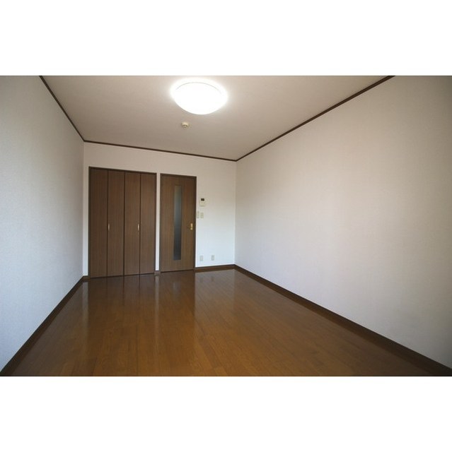 アムール SHINYA 内観