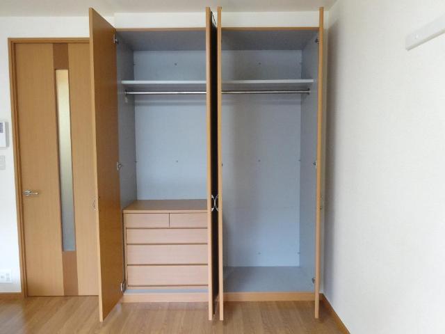 シェルル江北 クローゼット（タンス付）