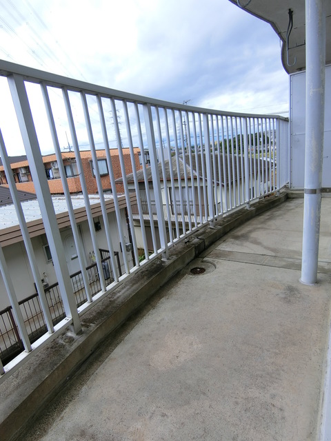 グリーンアーバン２ バルコニー