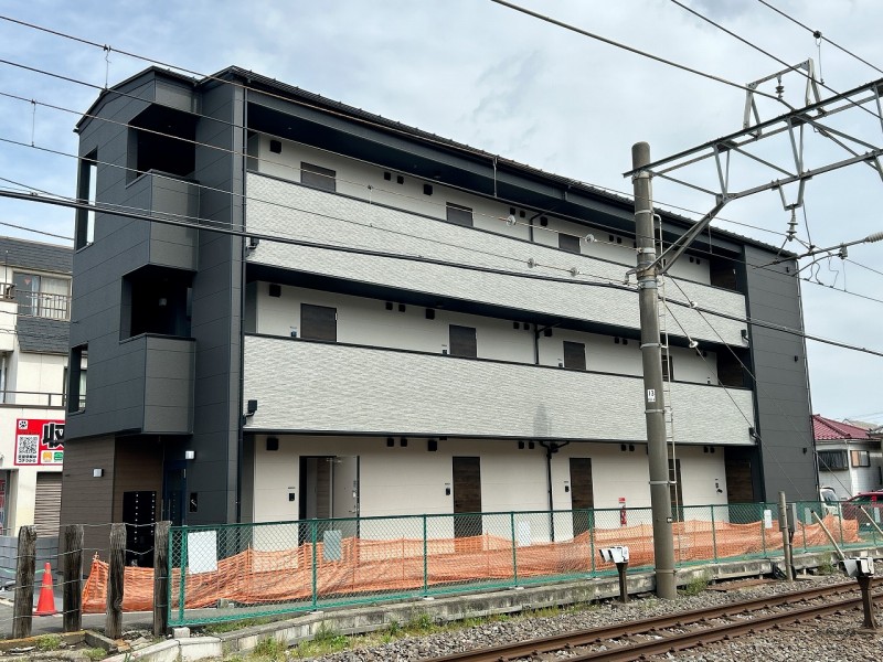 ＣＲＡＮＥ　ＧＡＲＤＥＮ鶴瀬2階 外観