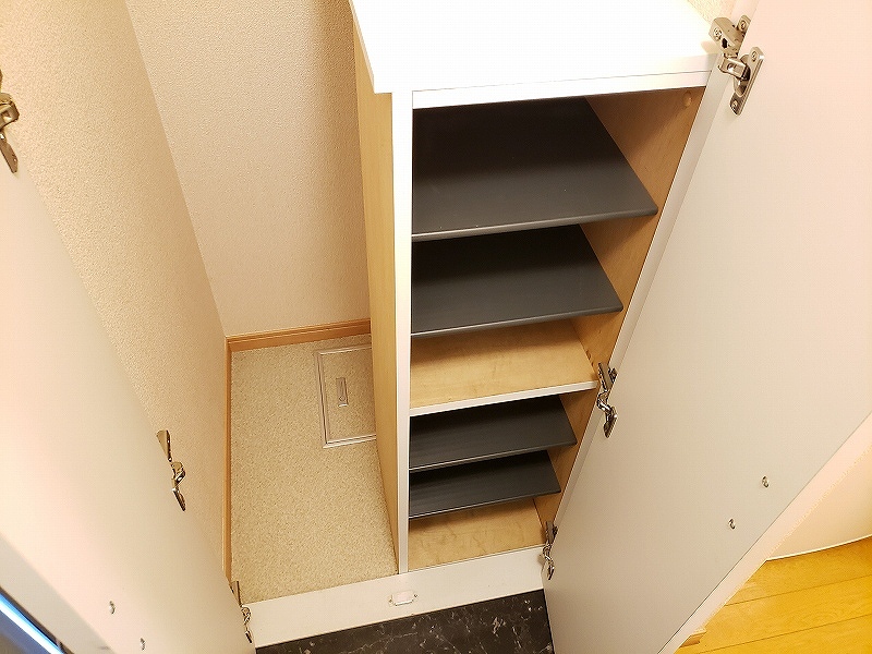 レオネクストケントコート 内観