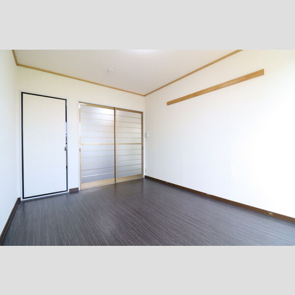 グランディオス久喜205号室 洋室