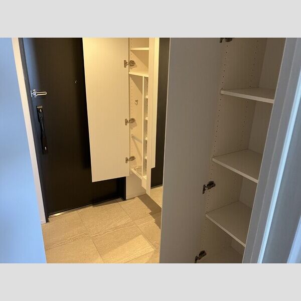 THE RejuvePort KISARAZU0602号室 玄関