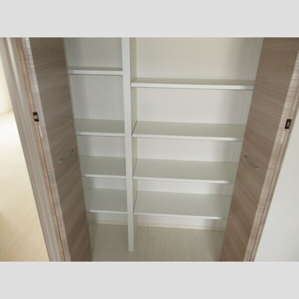 ウィル湘南台 収納