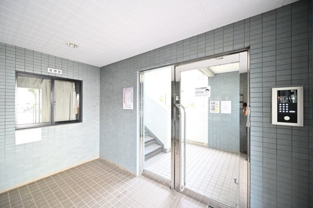 スカイコート練馬 エントランス