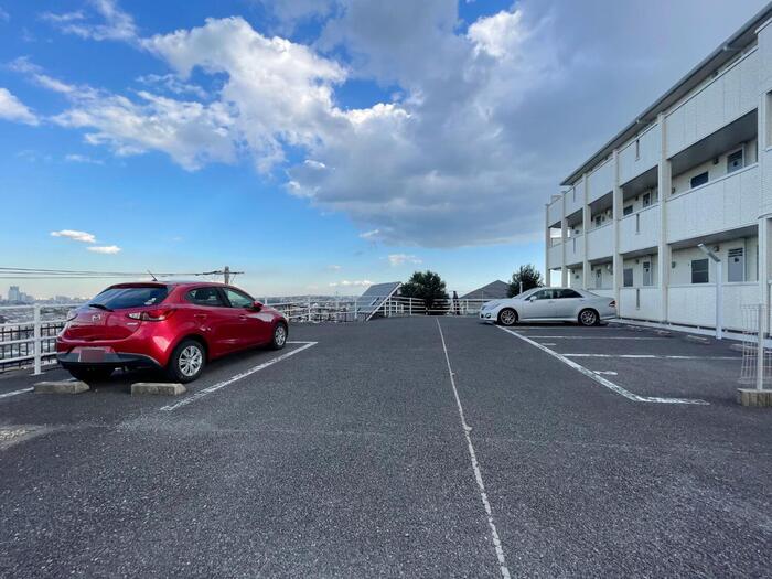 スカイヒル横濱六ッ川　A棟 駐車場