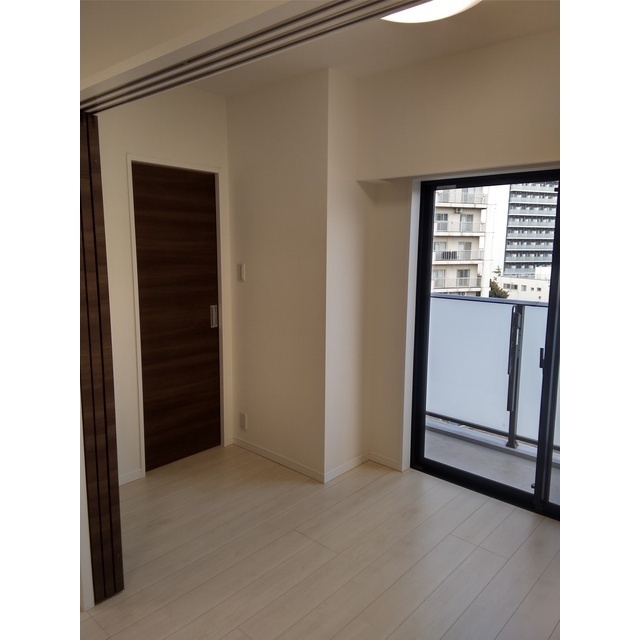 ロアール蒲田6階 内観