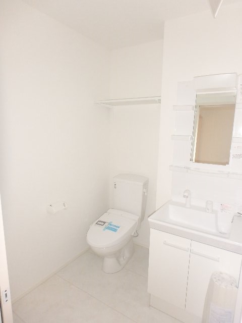 Ｅａｓｔ　Ｏｎｅ0107号室 トイレもきれいです